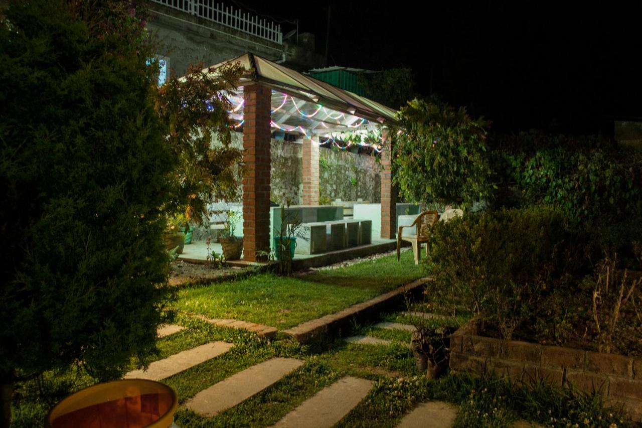 Status Hillpark Hotel Kodaikanal Buitenkant foto