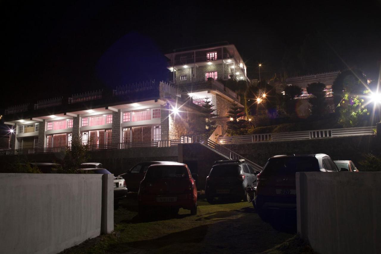 Status Hillpark Hotel Kodaikanal Buitenkant foto