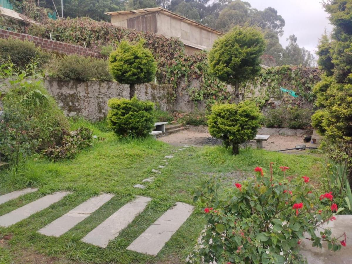 Status Hillpark Hotel Kodaikanal Buitenkant foto