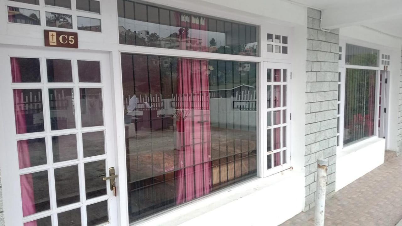 Status Hillpark Hotel Kodaikanal Buitenkant foto
